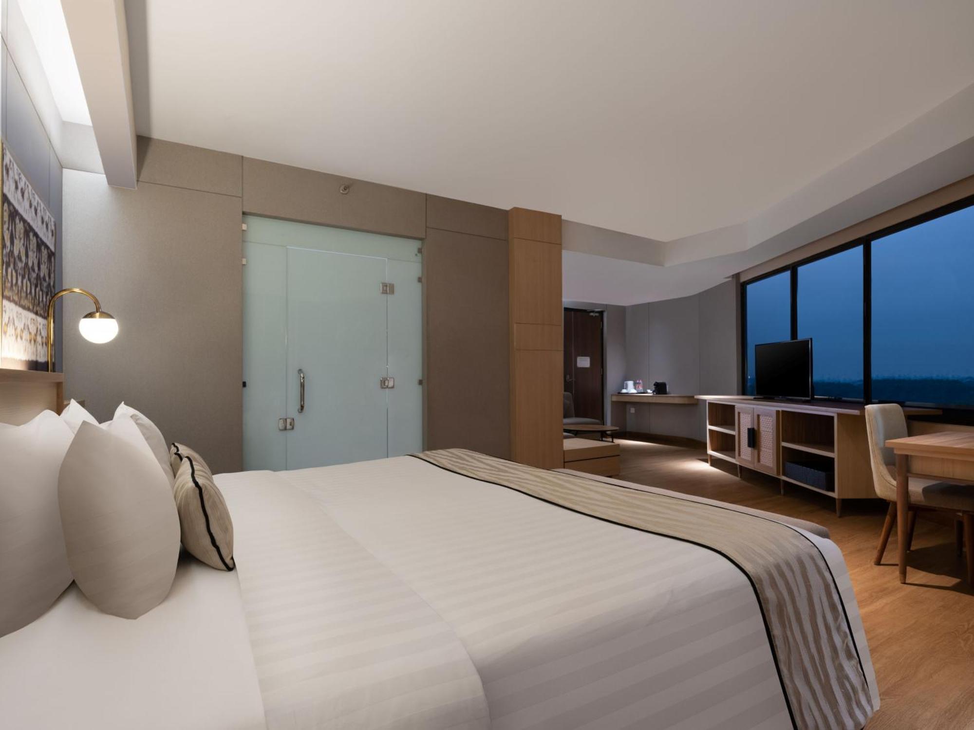 Santika Premiere Bintaro Hotel Serpong Exterior foto
